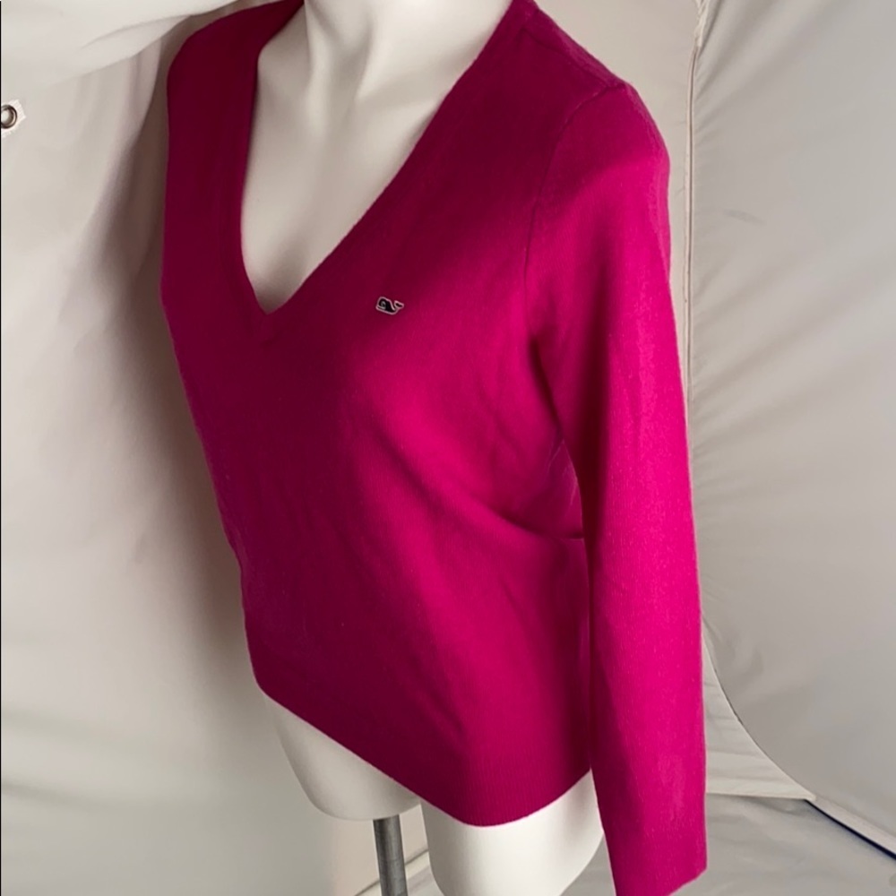Vineyard Vines magenta v-neck sweater M - Picture 3 of 10